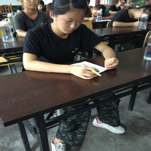 南华教育学校--伍同学（叛逆案例）